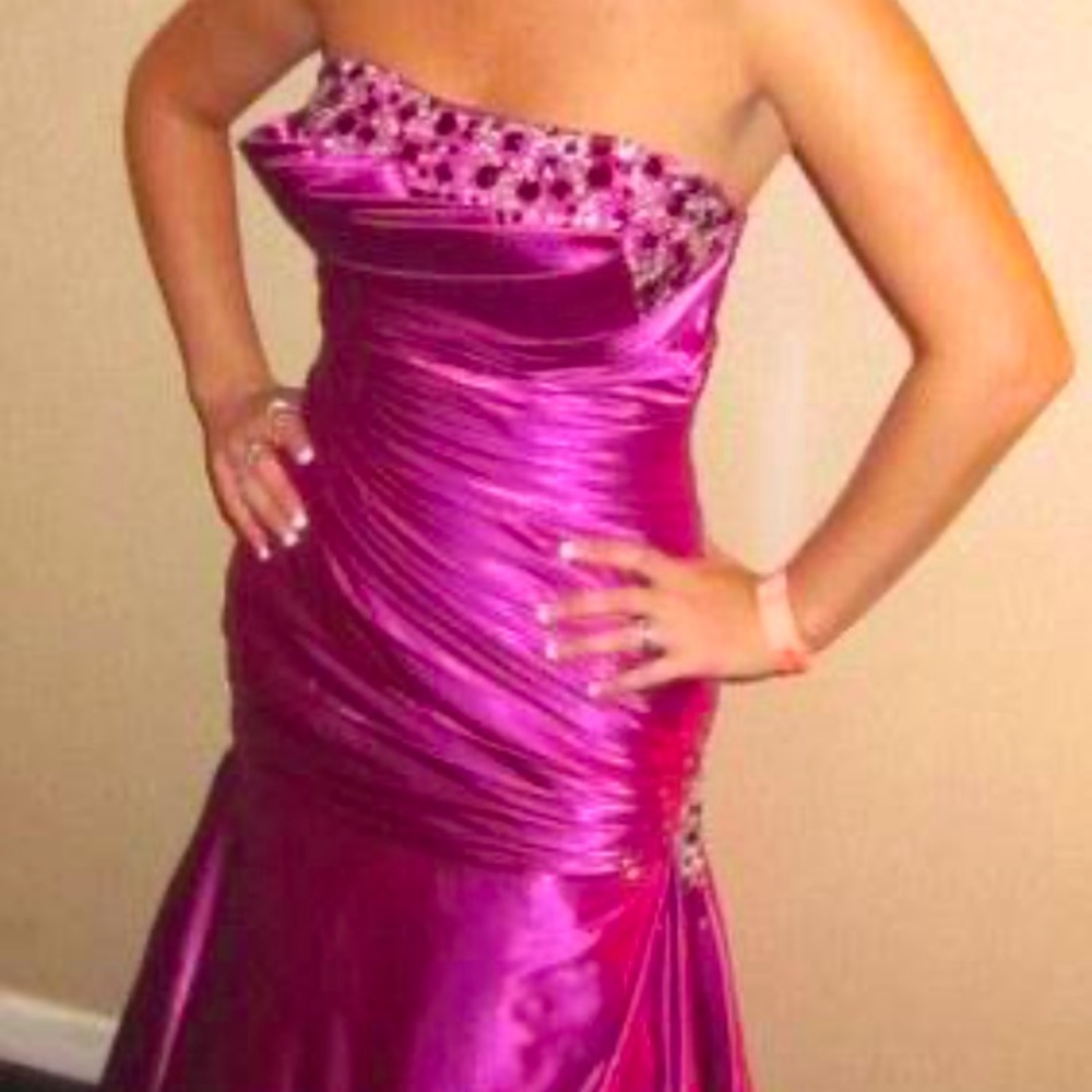 Mermaid cut dress
